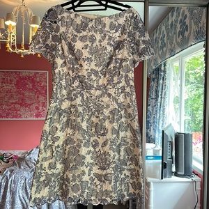 Tory Burch Grey & White, 12